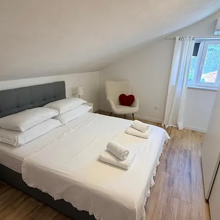 Apartament Cezar's House